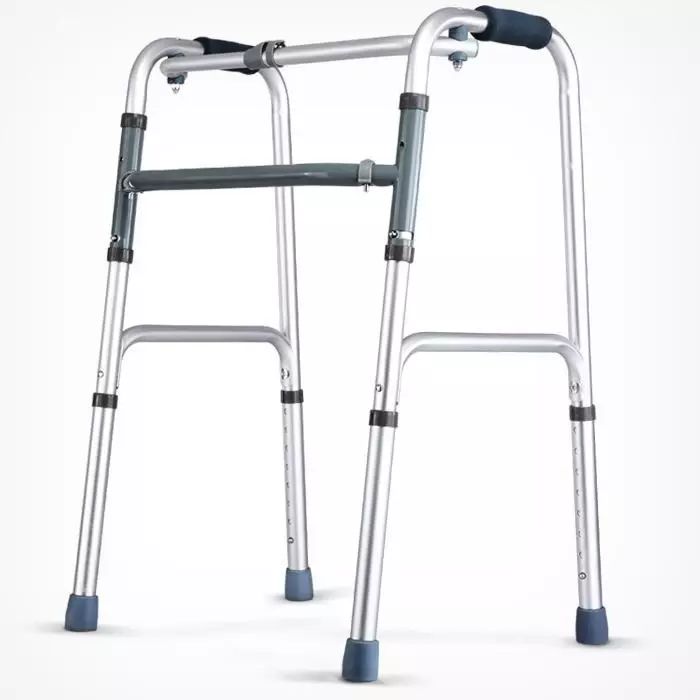 WALKING AID WITHOUT WHEELS 